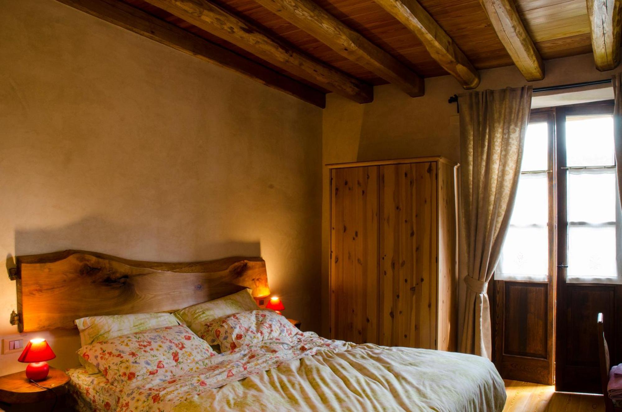 Agriturismo Il Posto Delle Fragole 圣焦万尼比亚恩科 外观 照片
